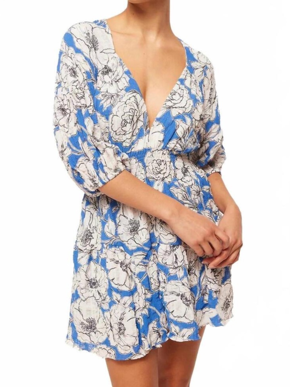 Misa Los Angeles Blue & White Floral Eight Dress Gardenia Crinkle Medium